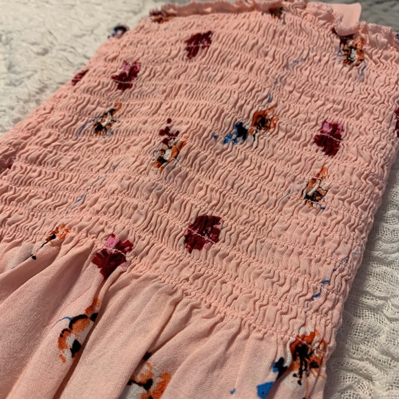 Flowy & Ruched Tank! - Picture 3 of 4